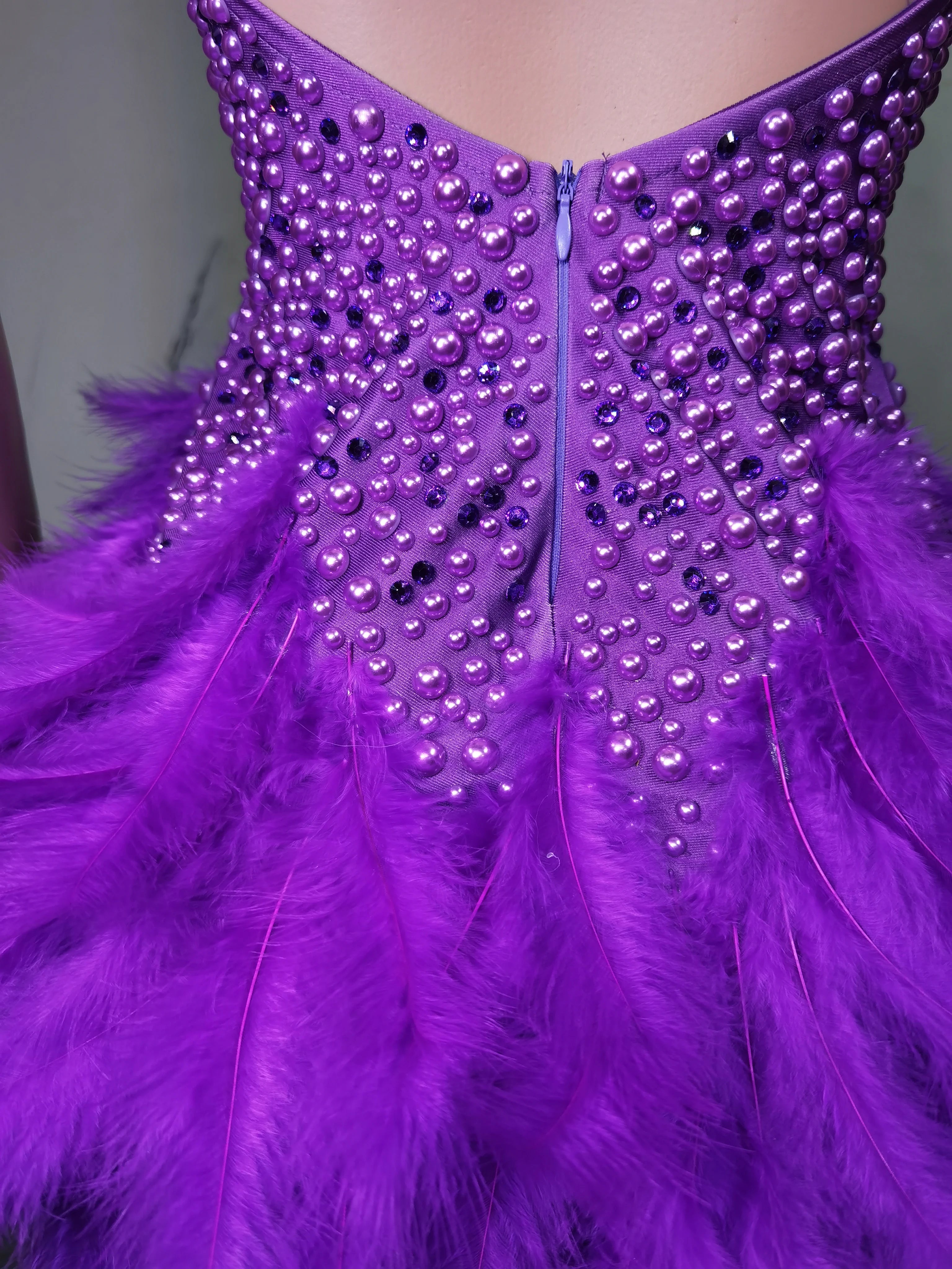 Fashion 2025new sexy Latin dance dress with airy hollow design, feather skirt hanging neck skirt