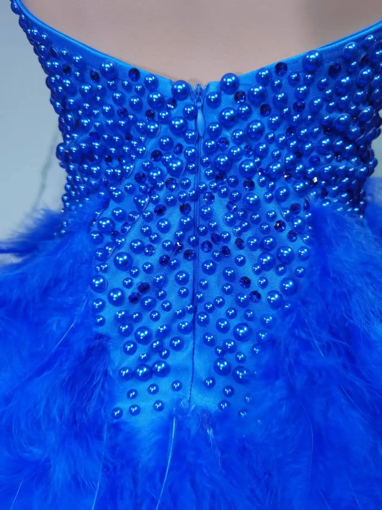 Fashion 2025new sexy Latin dance dress with airy hollow design, feather skirt hanging neck skirt