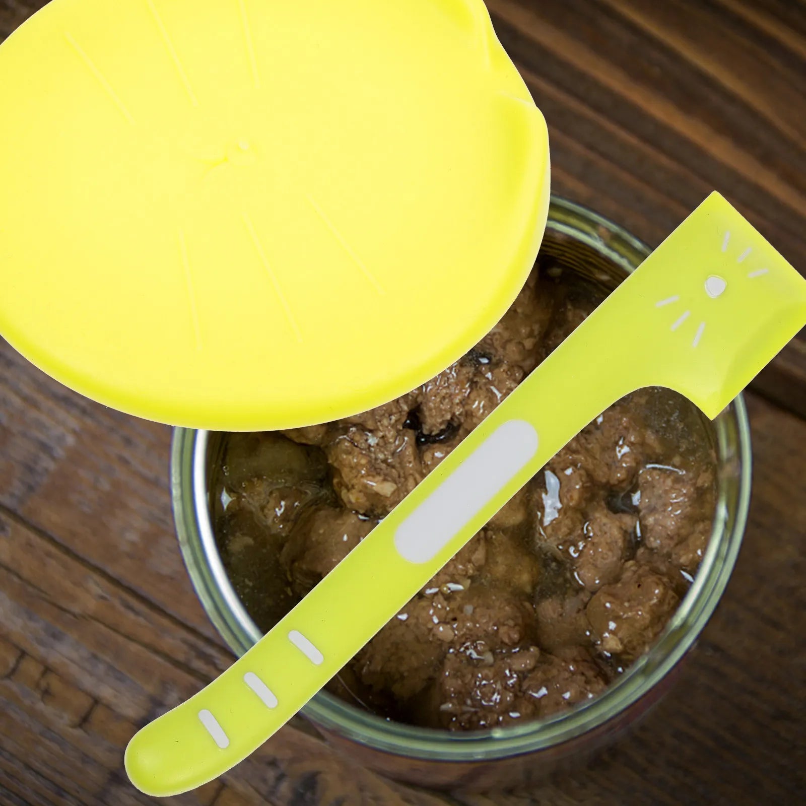 1Set Pet Food Can Lid Set Dishwasher Safe Flexible Tpr Sealed Cover Spoon for Dog Cat Puppy Feeding Freshness Leak Proof